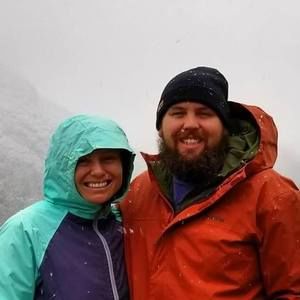 Meet your Posher, Levi